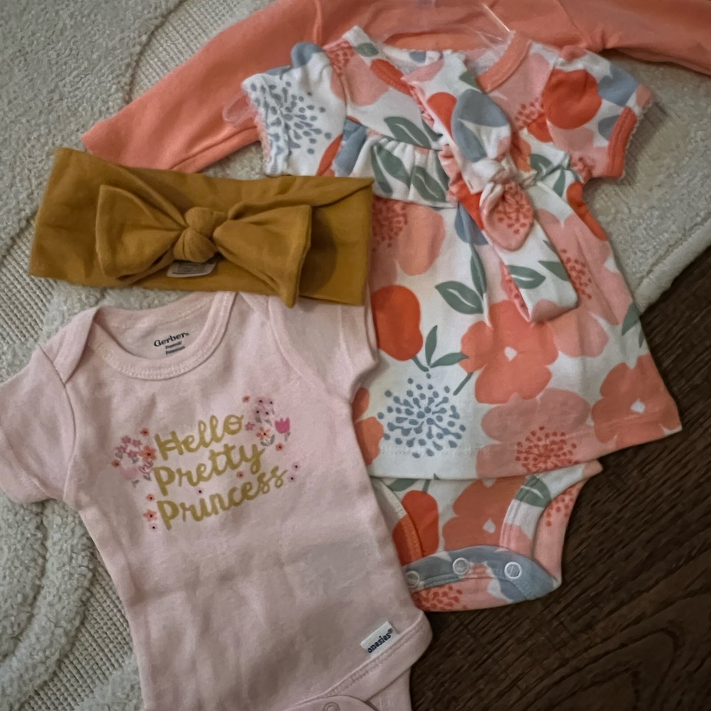 Preemie Baby Girl Bundle
